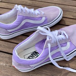 VANS Women's Old Skool Shoes. Size 8,5
